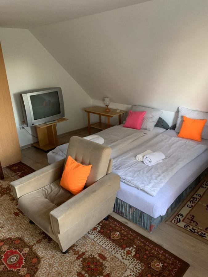 Whitehouse Alsoors Aparthotel Exteriör bild